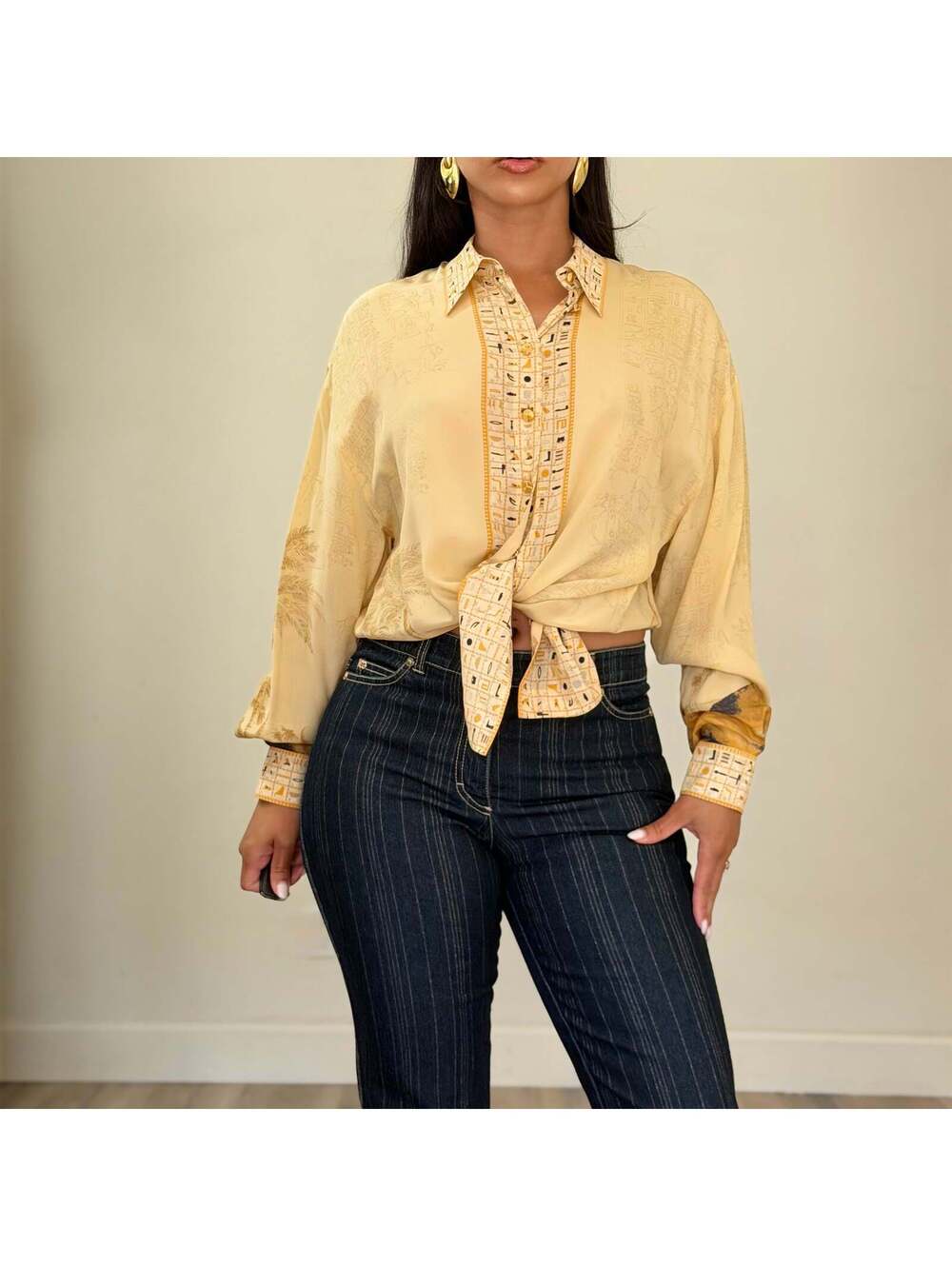 Escada - Picture 9 of 9